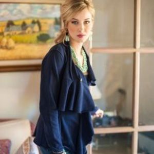 Evy’s Tree Navy Kristina